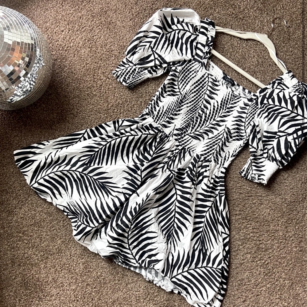 Black and White Leaf Print Mini Dress